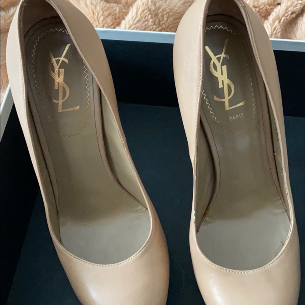 Yves Saint Laurent Heels 37.5